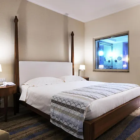 Alexander The Great Beach Hotel Paphos