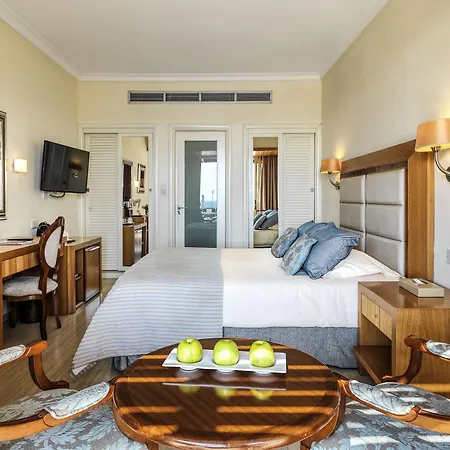 Hotel Alexander The Great Beach